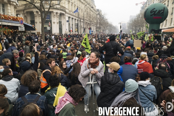 Fra - manifestation contre la reforme des retraites - episode 9 - paris