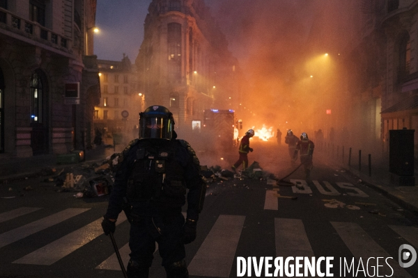 Fra - manifestation contre la reforme des retraites - episode 9 - paris