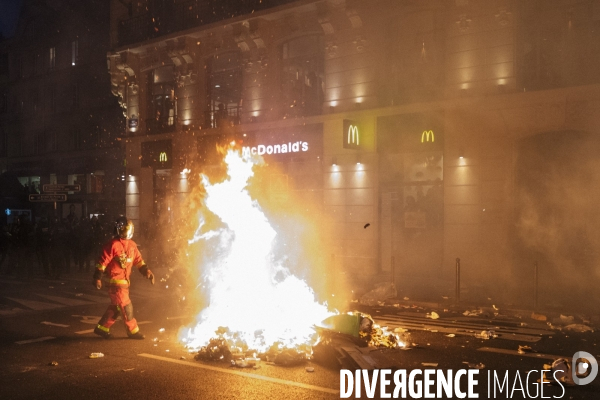 Fra - manifestation contre la reforme des retraites - episode 9 - paris