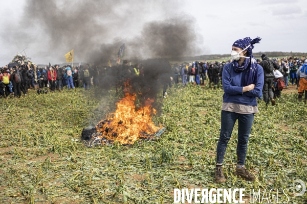 Rassemblement contre le projet de megabassine de Sainte-Soline 25032023