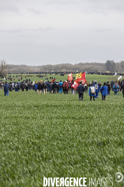 Rassemblement contre le projet de megabassine de Sainte-Soline 25032023