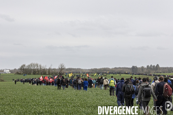 Rassemblement contre le projet de megabassine de Sainte-Soline 25032023