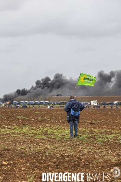 Rassemblement contre le projet de megabassine de Sainte-Soline 25032023