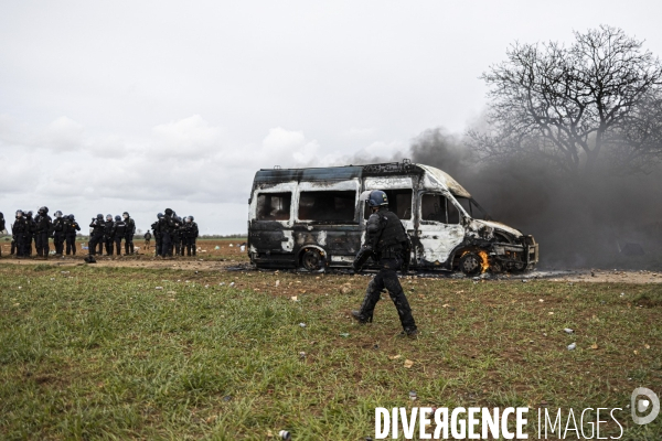 Rassemblement contre le projet de megabassine de Sainte-Soline 25032023