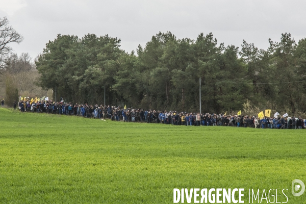 Manifestation organisée contre l inplantation d une méga-bassine à Sainte Soline