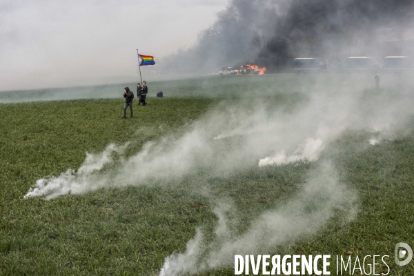 Manifestation organisée contre l inplantation d une méga-bassine à Sainte Soline