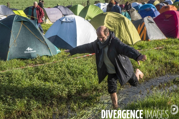 Manifestation organisée contre l inplantation d une méga-bassine à Sainte Soline