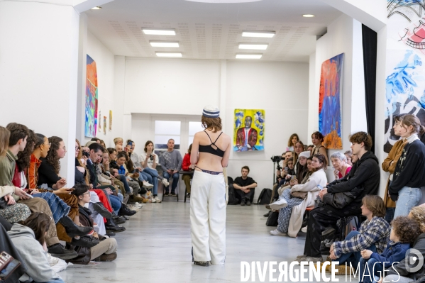 Défilé de mode à l école Prép Art