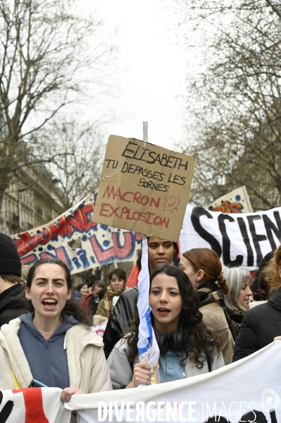 LA MANIFESTATION CONTRE LA REFORME DES RETRAITES, Paris. 10e journée de mobilisation le 28/03/2023