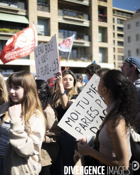 Jeunes lores de la 11eme journée de protestation