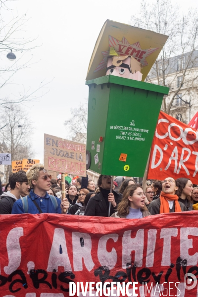 Manifestation contre la réforme des retraites à Paris le mardi 28 mars 2023