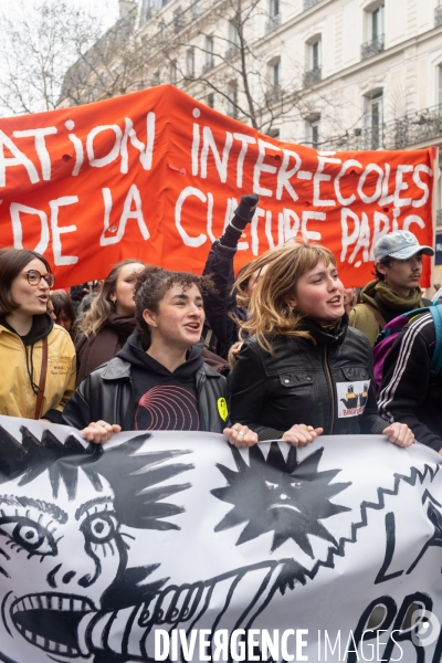 Manifestation contre la réforme des retraites à Paris le mardi 28 mars 2023