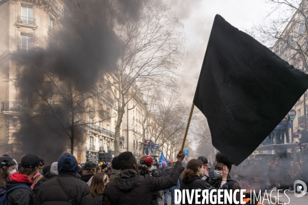 Manifestation contre la réforme des retraites à Paris le mardi 28 mars 2023