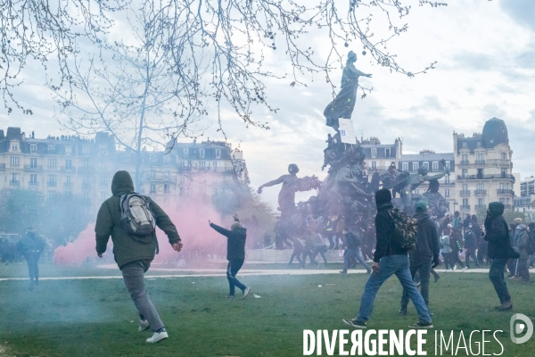 Manifestation contre la réforme des retraites à Paris le mardi 28 mars 2023