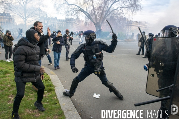 Dixième manifestation contre la réforme des retraites