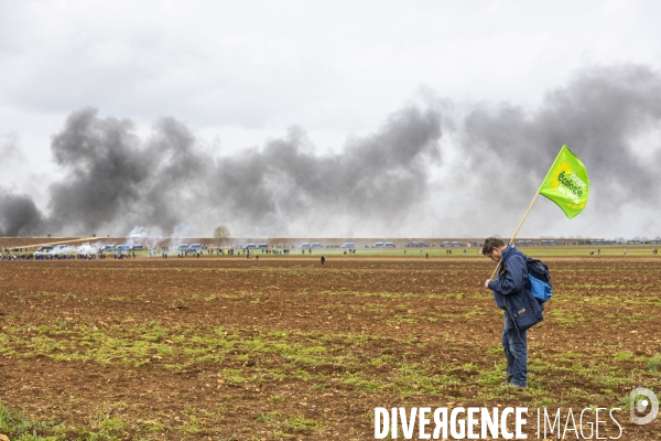 Rassemblement contre le projet de megabassine de Sainte-Soline 25032023