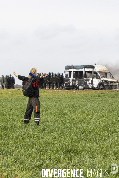 Rassemblement contre le projet de megabassine de Sainte-Soline 25032023