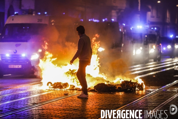 Rassemblement devant toutes les préfectures de France à l appel des Soulèvements de la terre contre la violence à Sainte-soline