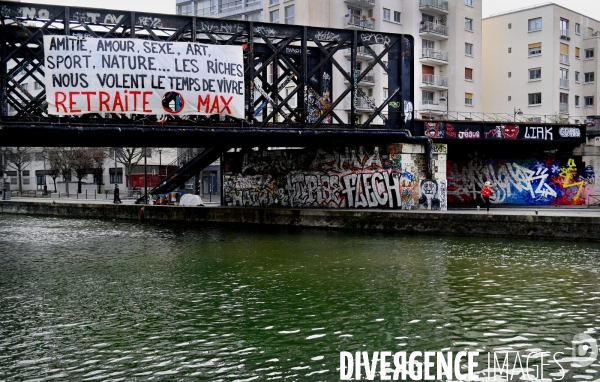 Banderole contre la reforme des retraites