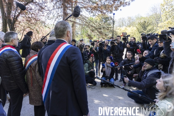 Des elus de gauche remettent une lettre contre la reforme des retraites à l Elysee