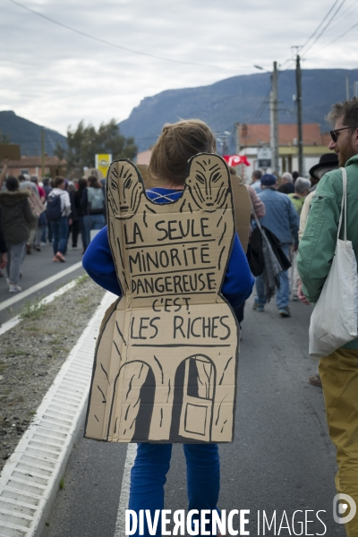 Les grosses manifs des petits pays