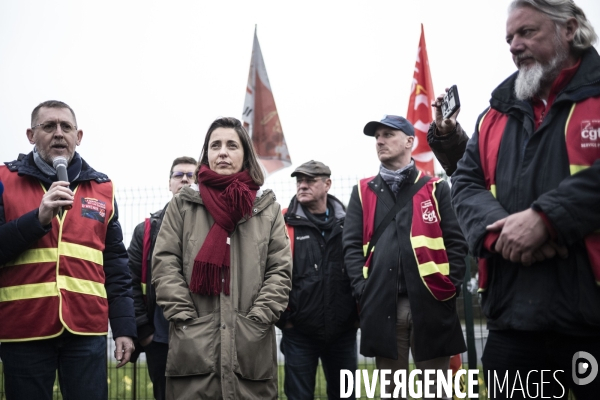 Sophie Binet, piquet de grève devant Storengy