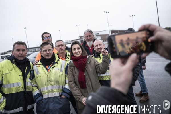 Sophie Binet, piquet de grève devant Storengy