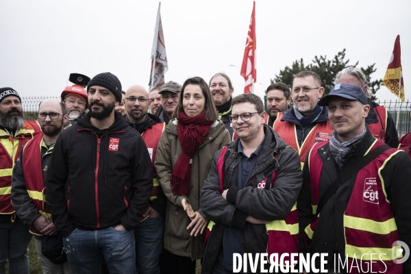 Sophie Binet, piquet de grève devant Storengy