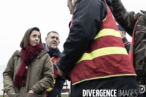 Sophie Binet, piquet de grève devant Storengy