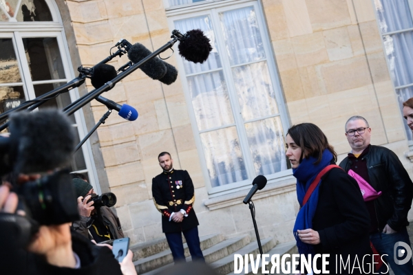 Elisabeth borne recoit les partenaires sociaux