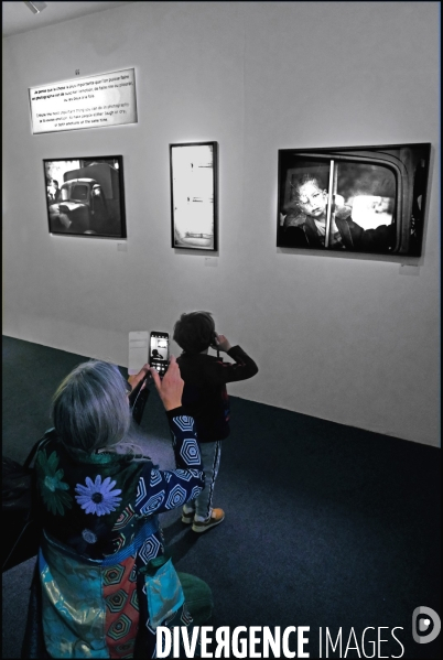 A la rétrospective Elliot Erwitt au musée Maillol