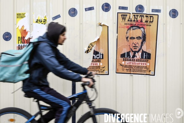 Tags et graffitis pendant les manifestations contre la réforme des retraites.