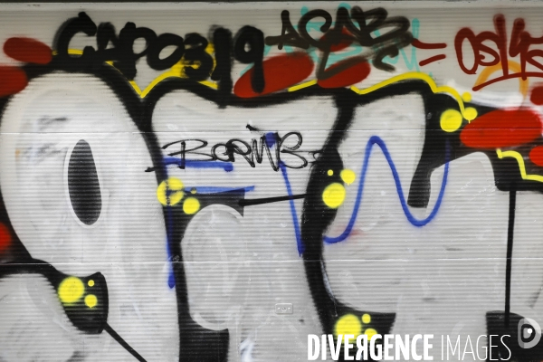 Tags et graffitis pendant les manifestations contre la réforme des retraites.