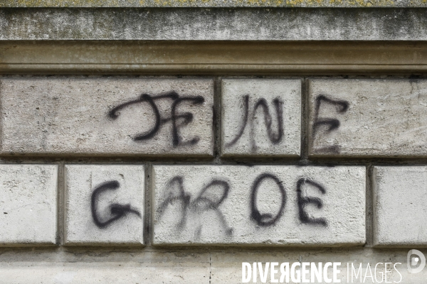 Tags et graffitis pendant les manifestations contre la réforme des retraites.