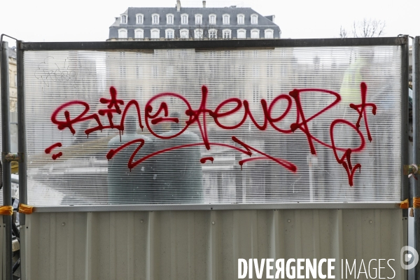 Tags et graffitis pendant les manifestations contre la réforme des retraites.