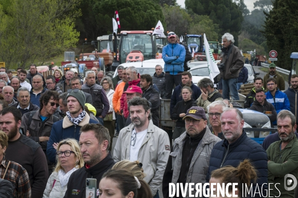 Guerre de l eau: Premiere manifestation agricole