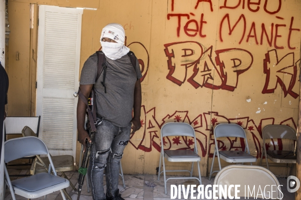 Reportage sur les consequences de la guerre des gangs a port-au-prince.