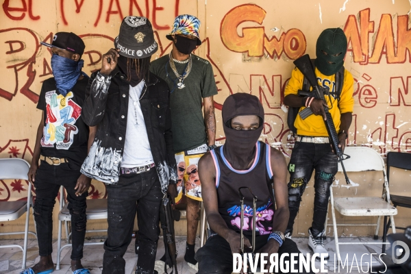 Reportage sur les consequences de la guerre des gangs a port-au-prince.