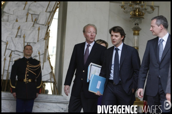 Sortie du conseil des ministres