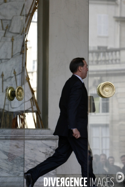 Sortie du conseil des ministres