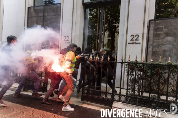 Reforme des retraites - AG Cheminots et envahissement du siege de LVMH