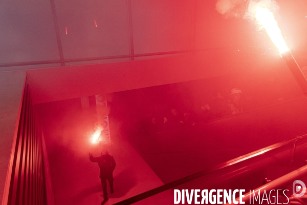 Reforme des retraites - AG Cheminots et envahissement du siege de LVMH