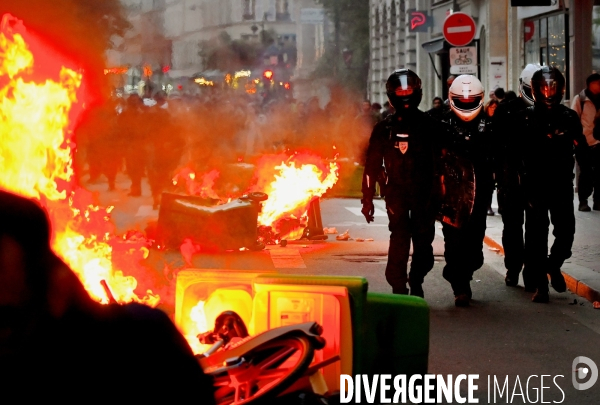 Concert de casserole en marge de l allocution d emmanuel macron