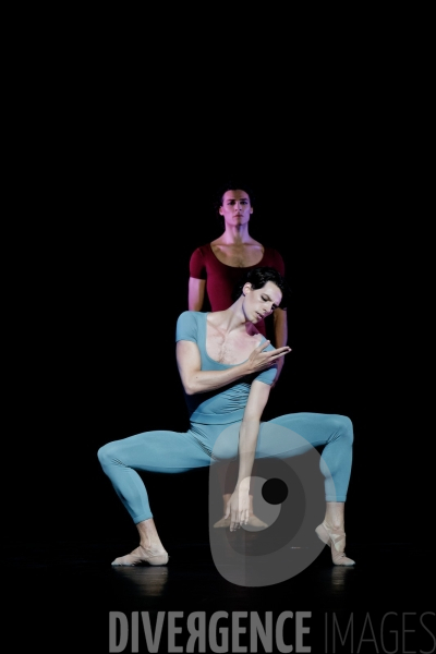 Le chant du compagnon errant / Béjart / / Ballet de l Opéra national de Paris