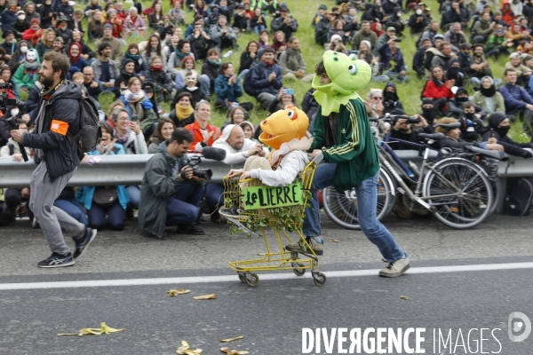 Manifestation contre le projet d autoroute A69, dans le Tarn, entre Toulouse et Castres.