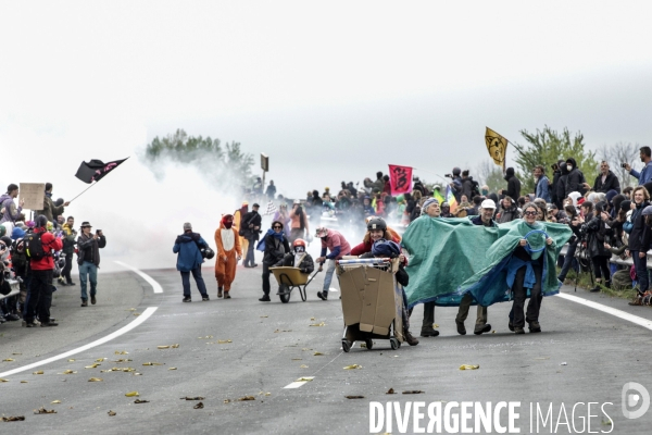 Manifestation contre le projet d autoroute A69, dans le Tarn, entre Toulouse et Castres.