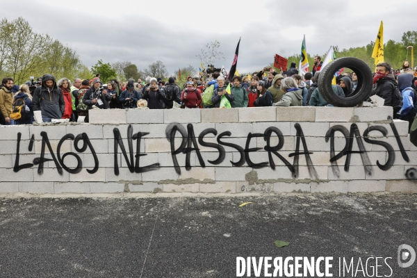 Manifestation contre le projet d autoroute A69, dans le Tarn, entre Toulouse et Castres.