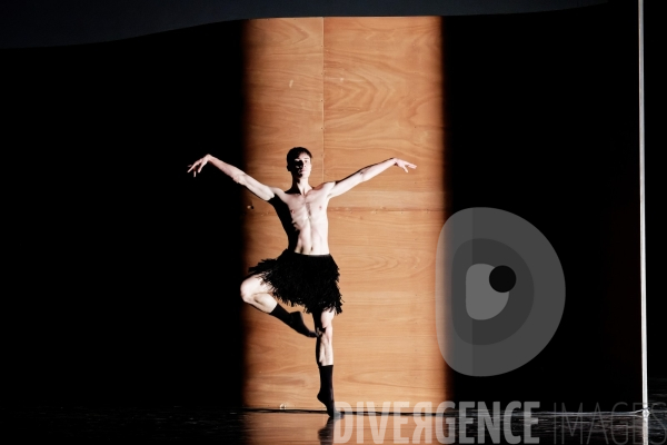 Enemy in the Figure / William Forsythe / CCN - Ballet de l Opéra national du Rhin