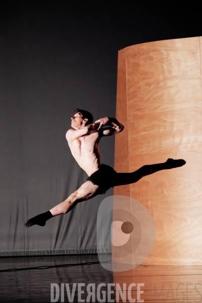 Enemy in the Figure / William Forsythe / CCN - Ballet de l Opéra national du Rhin