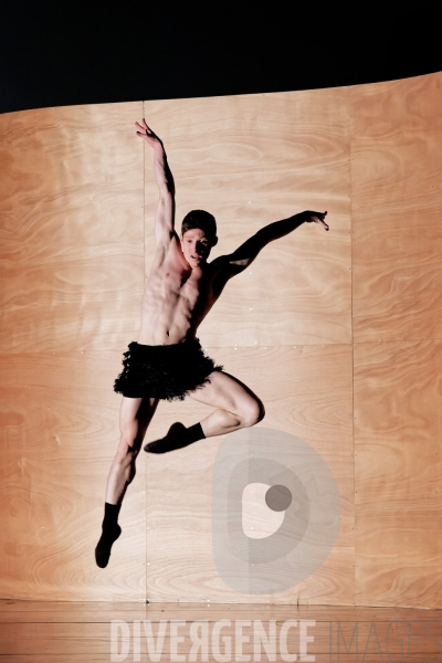 Enemy in the Figure / William Forsythe / CCN - Ballet de l Opéra national du Rhin